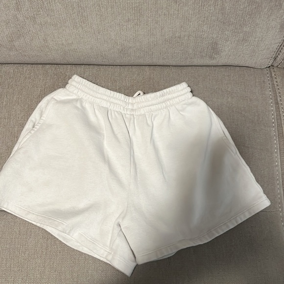 Pink Victoria Secret shorts set of 2 size XS - Picture 4 of 5